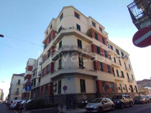 Appartamento in vendita a Catania, Corso Sicilia Fiera
