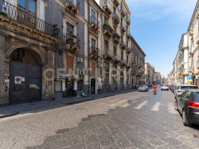 Appartamento in vendita a Catania, Centro Storico