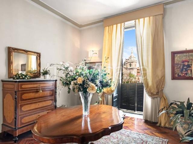 Appartamento in vendita a Catania piazza Cavour, 42, Borgo