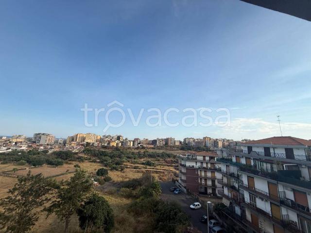 Appartamento in vendita a Catania via dei Piccioni, 9, Ballo Cibele