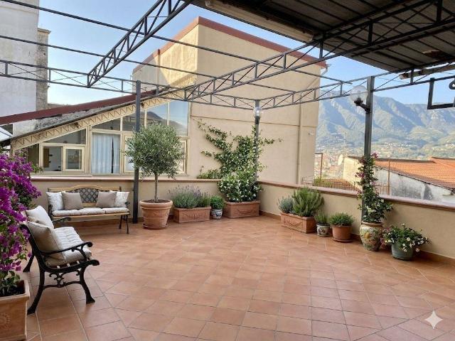Appartamento in vendita a Cava de' Tirreni SA