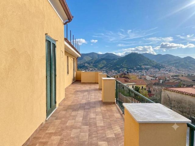 Appartamento in vendita a Cava de' Tirreni SA