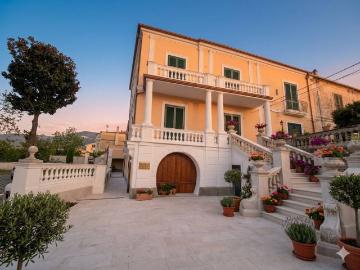 Appartamento in vendita a Cava de' Tirreni SA