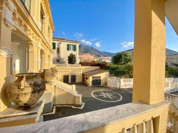 Appartamento in vendita a Cava de' Tirreni SA