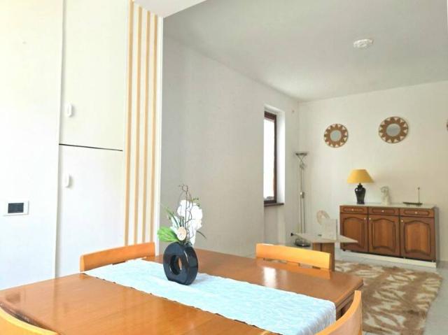 Appartamento in vendita a Cava Manara PV