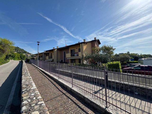 Casa indipendente in vendita a Cavaion Veronese VR