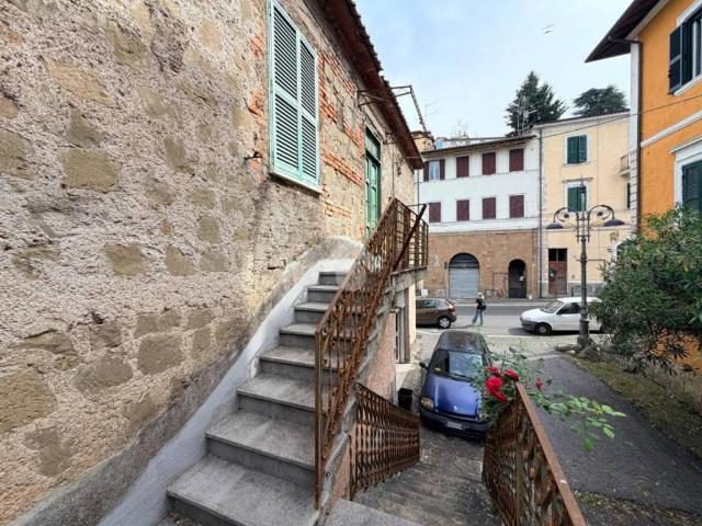 Appartamento in vendita a Cave RM