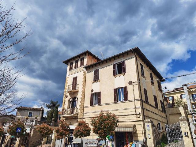 Appartamento in vendita a Cave RM
