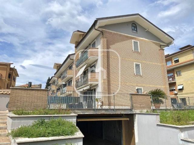 Appartamento in vendita a Cave RM