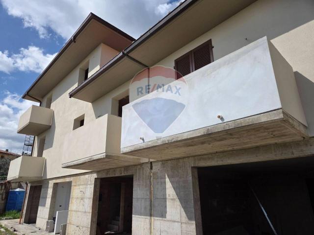 Appartamento in vendita a Cavriglia