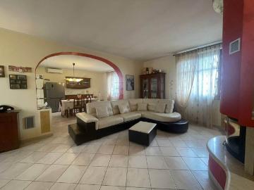 Appartamento in vendita a Cavriglia AR