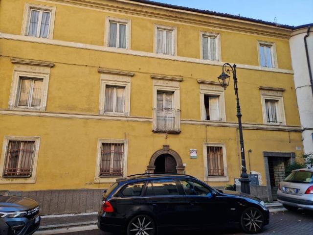 Appartamento in vendita a Ceccano FR