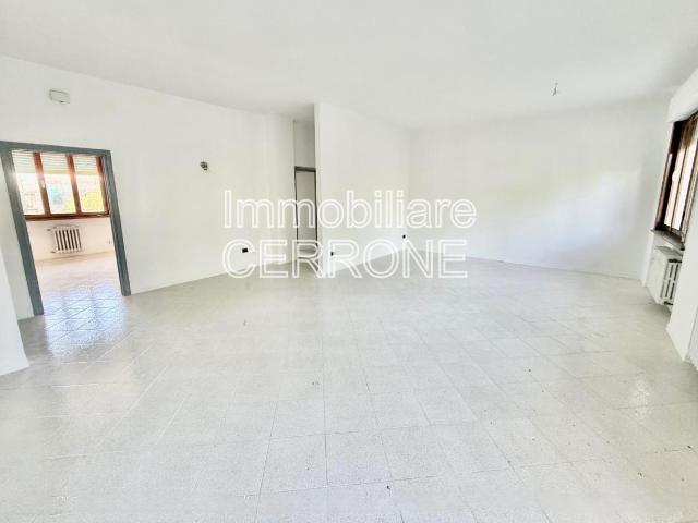 Appartamento in vendita a Cecina