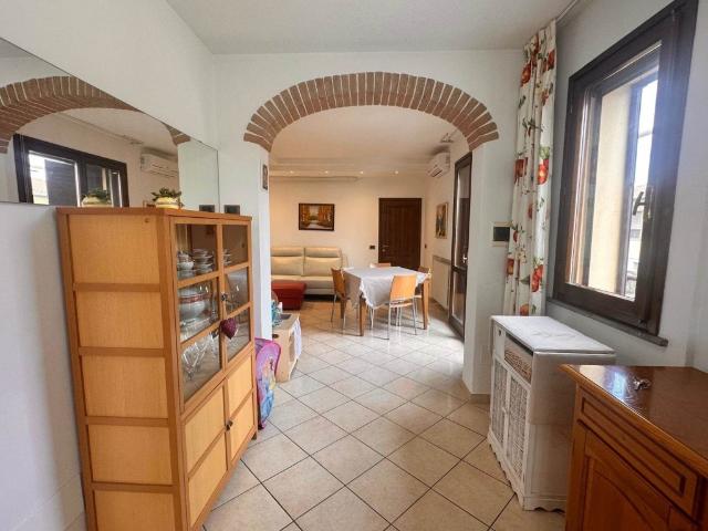 Appartamento in vendita a Cecina