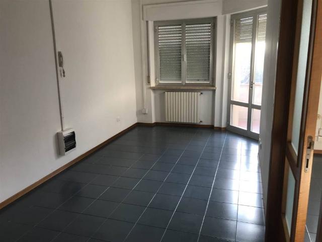 Appartamento in vendita a Cecina LI