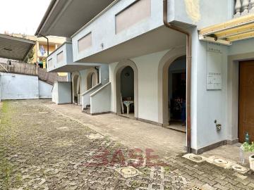 Appartamento in vendita a Cecina LI