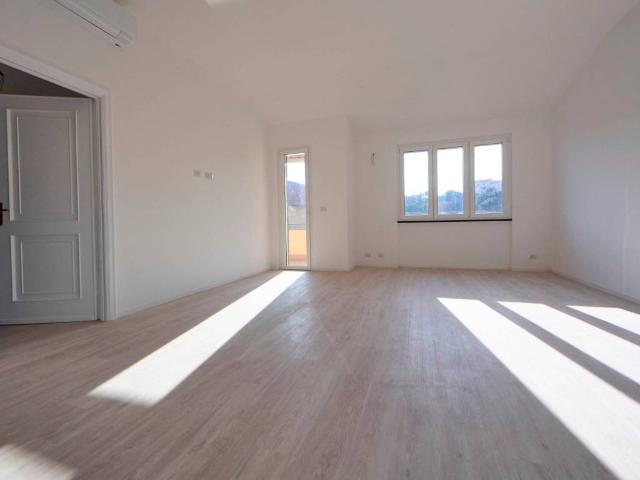 Appartamento in vendita a Celle Ligure SV