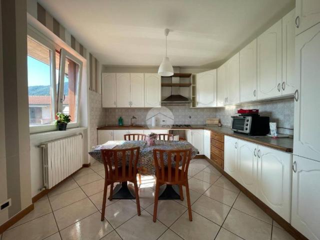 Appartamento in vendita a Cenate Sopra BG