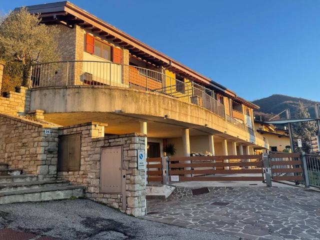 Villetta a schiera in vendita a Cenate Sopra BG