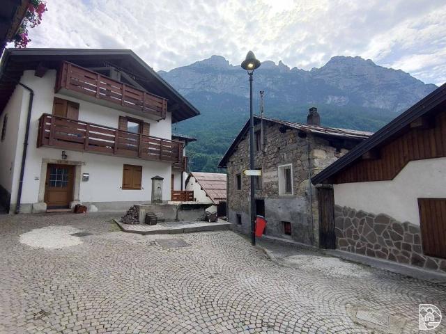 Appartamento in vendita a Cencenighe Agordino BL