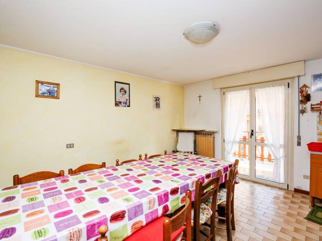 Appartamento in vendita a Cene
