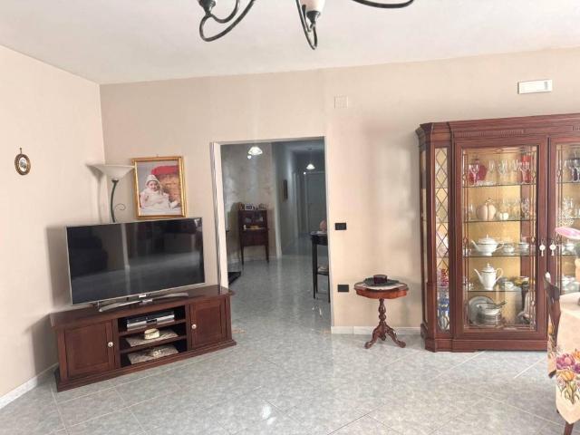 Appartamento in vendita a Cesa CE