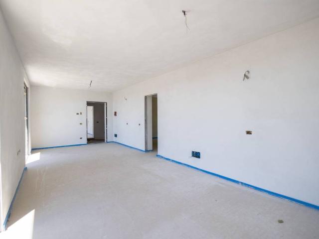 Appartamento in vendita a Cesana Brianza LC