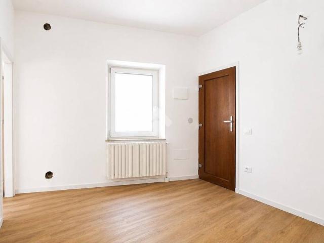 Appartamento in vendita a Cesena via Uberti, 97, Centro città