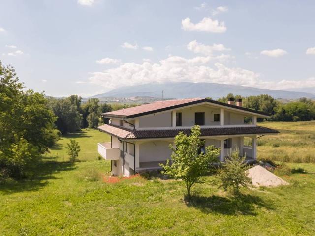 Appartamento in vendita a Cepagatti PE