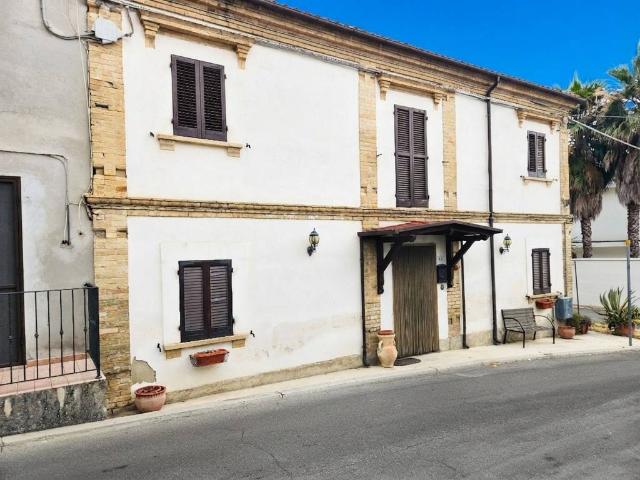 Appartamento in vendita a Cepagatti PE