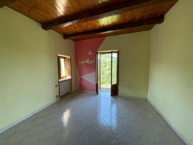 Appartamento in vendita a Ceppaloni BN