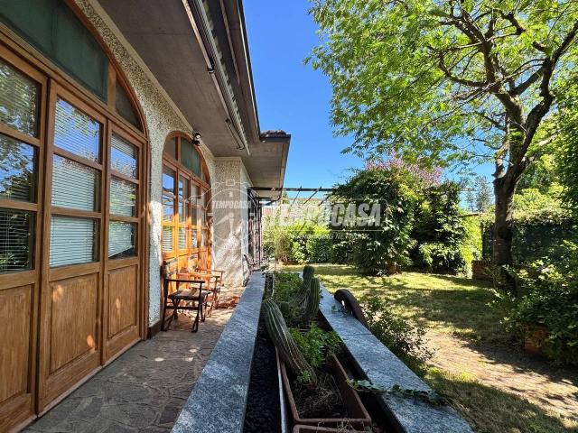 Villa in vendita a Cernusco Lombardone