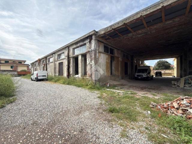 Appartamento in vendita a Cerano NO