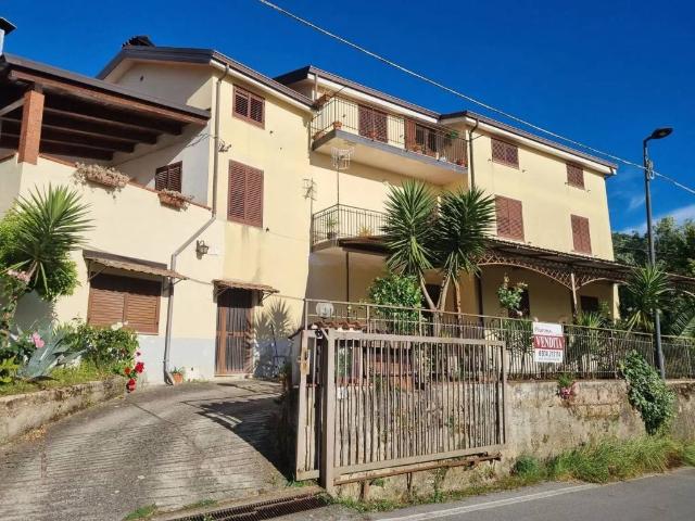 Appartamento in vendita a Ceraso SA