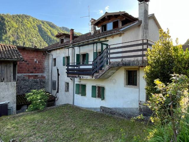 Appartamento in vendita a Cercivento UD