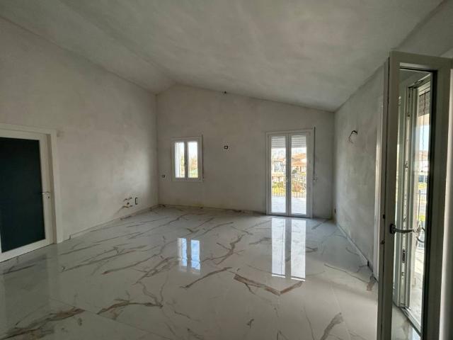 Appartamento in vendita a Ceregnano RO