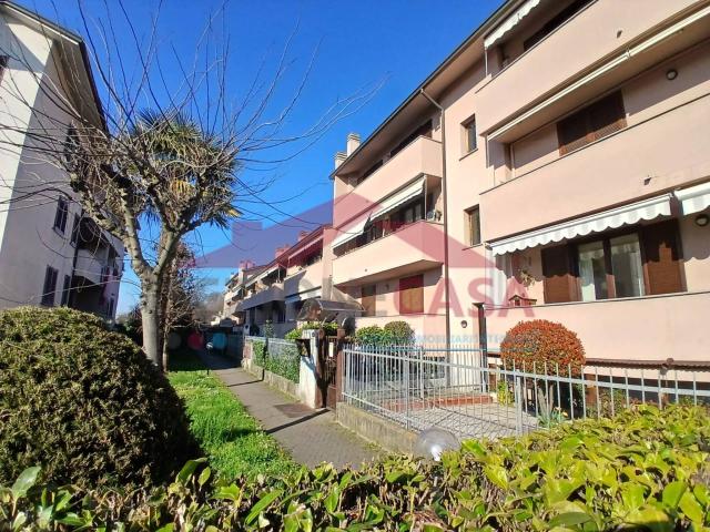 Appartamento in vendita a Ceriano Laghetto