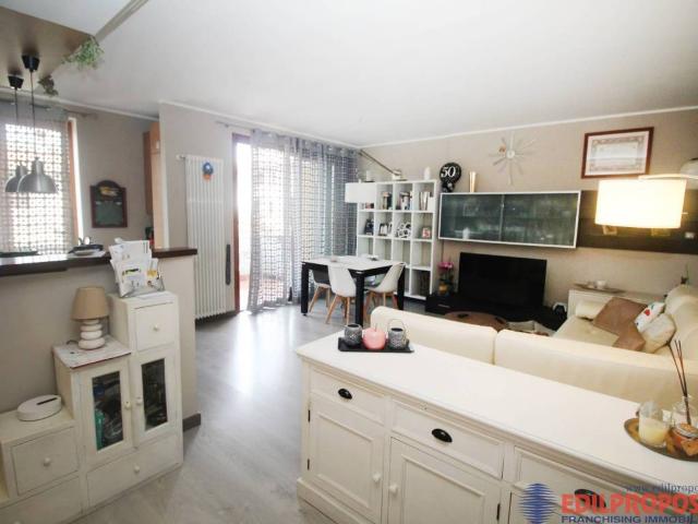 Appartamento in vendita a Ceriano Laghetto MB