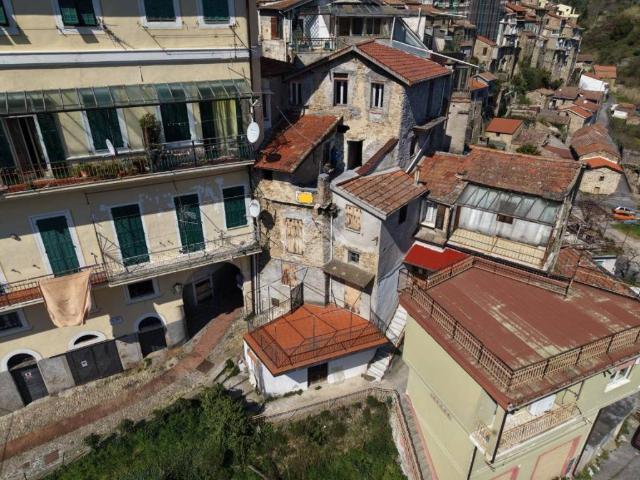 Appartamento in vendita a Ceriana IM