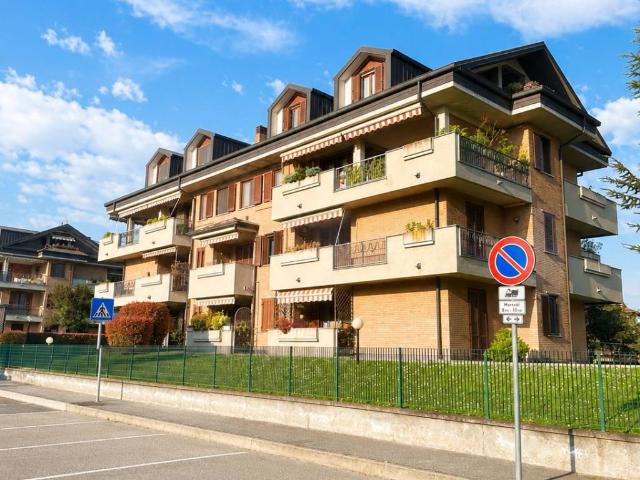 Appartamento in vendita a Cerro al Lambro MI