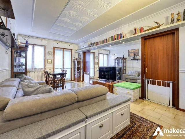 Appartamento in vendita a Cerro al Lambro MI