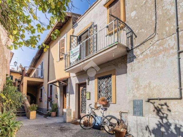 Appartamento in vendita a Cerveteri RM