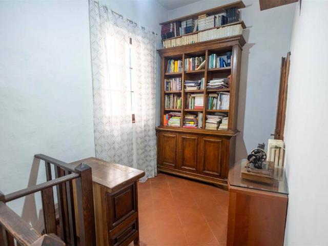 Appartamento in vendita a Cetona SI