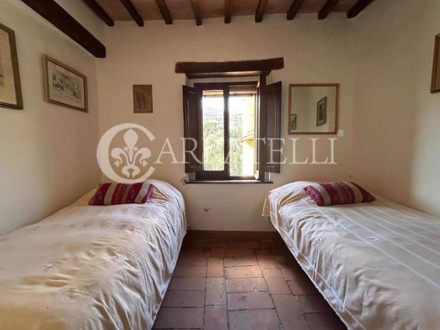 Appartamento in vendita a Cetona SI