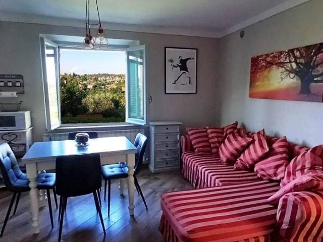 Appartamento in vendita a Cetona SI