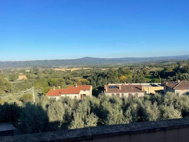 Appartamento in vendita a Cetona SI