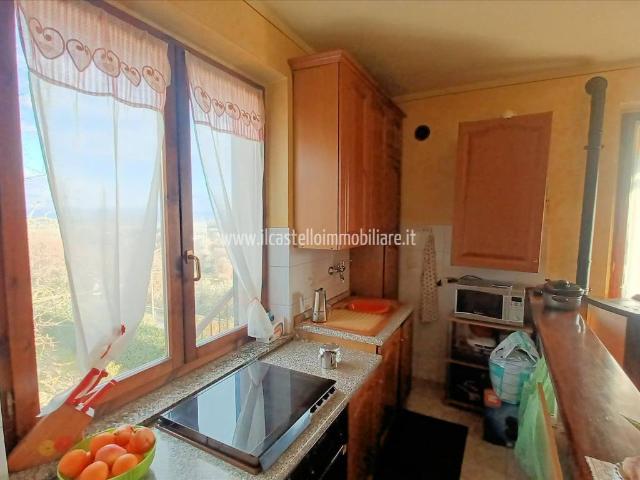 Appartamento in vendita a Cetona SI