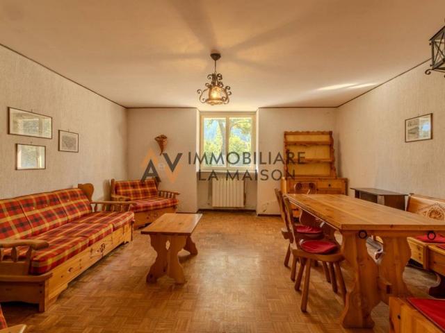 Appartamento in vendita a Challand Saint Anselme AO