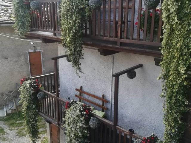 Appartamento in vendita a Challand Saint Victor AO