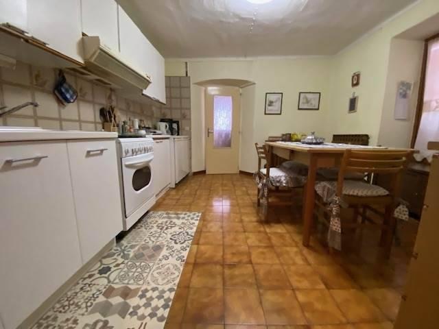 Appartamento in vendita a Challand Saint Victor AO